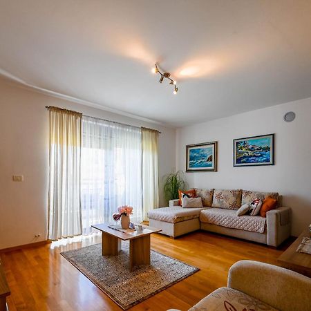 Apartment Emma Ровінь Екстер'єр фото