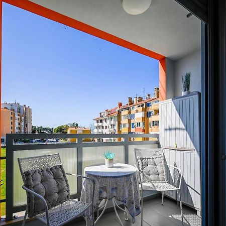 Apartment Emma Ровінь Екстер'єр фото