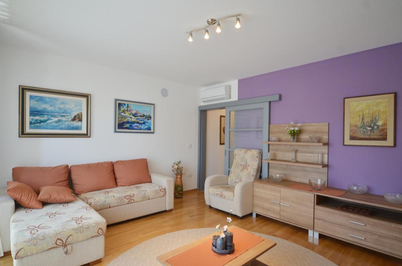 Apartment Emma Ровінь Екстер'єр фото