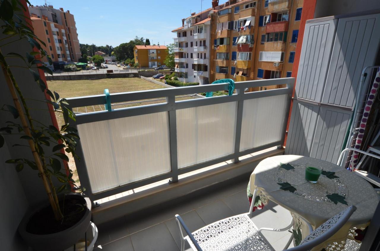 Apartment Emma Ровінь Екстер'єр фото