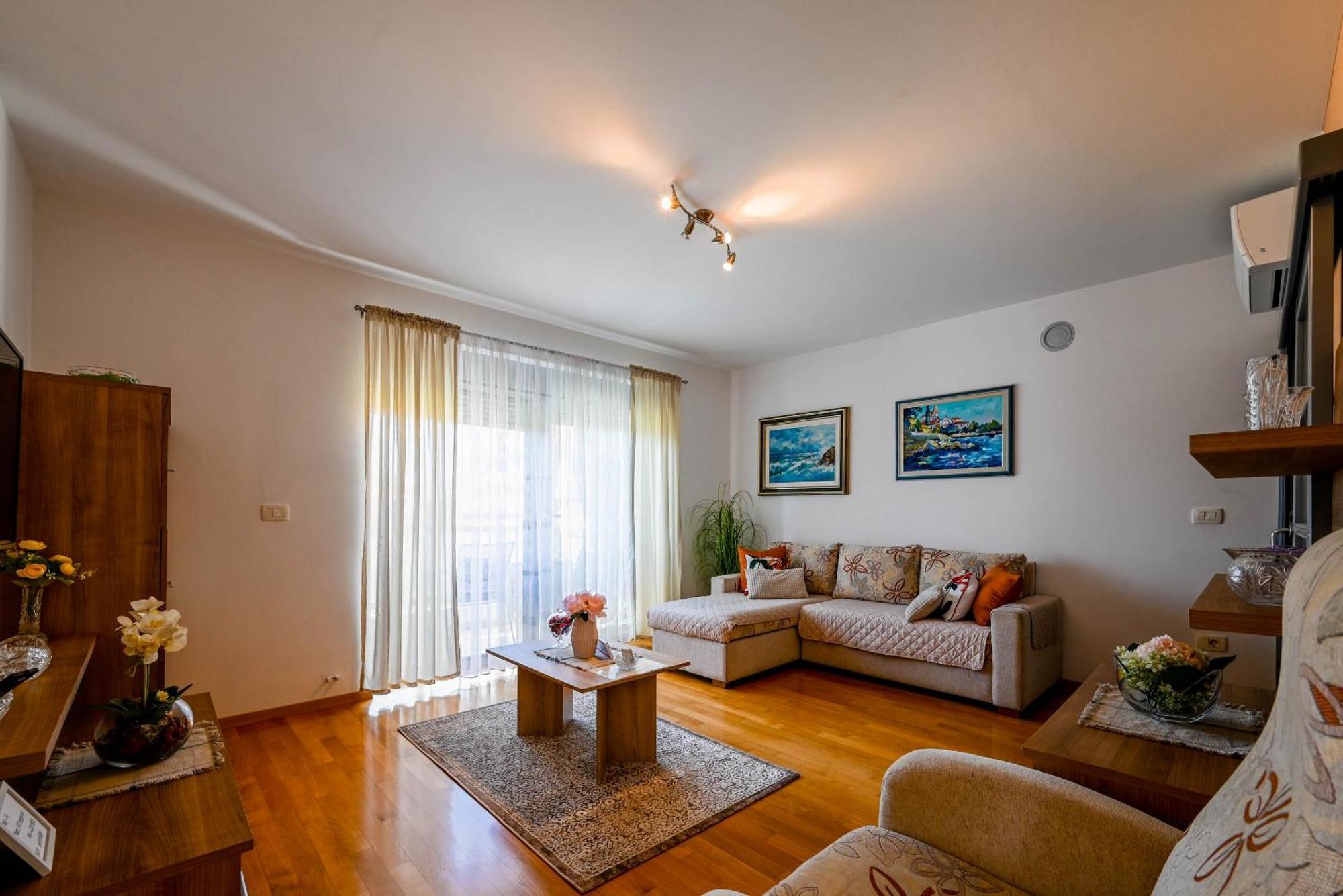 Apartment Emma Ровінь Екстер'єр фото