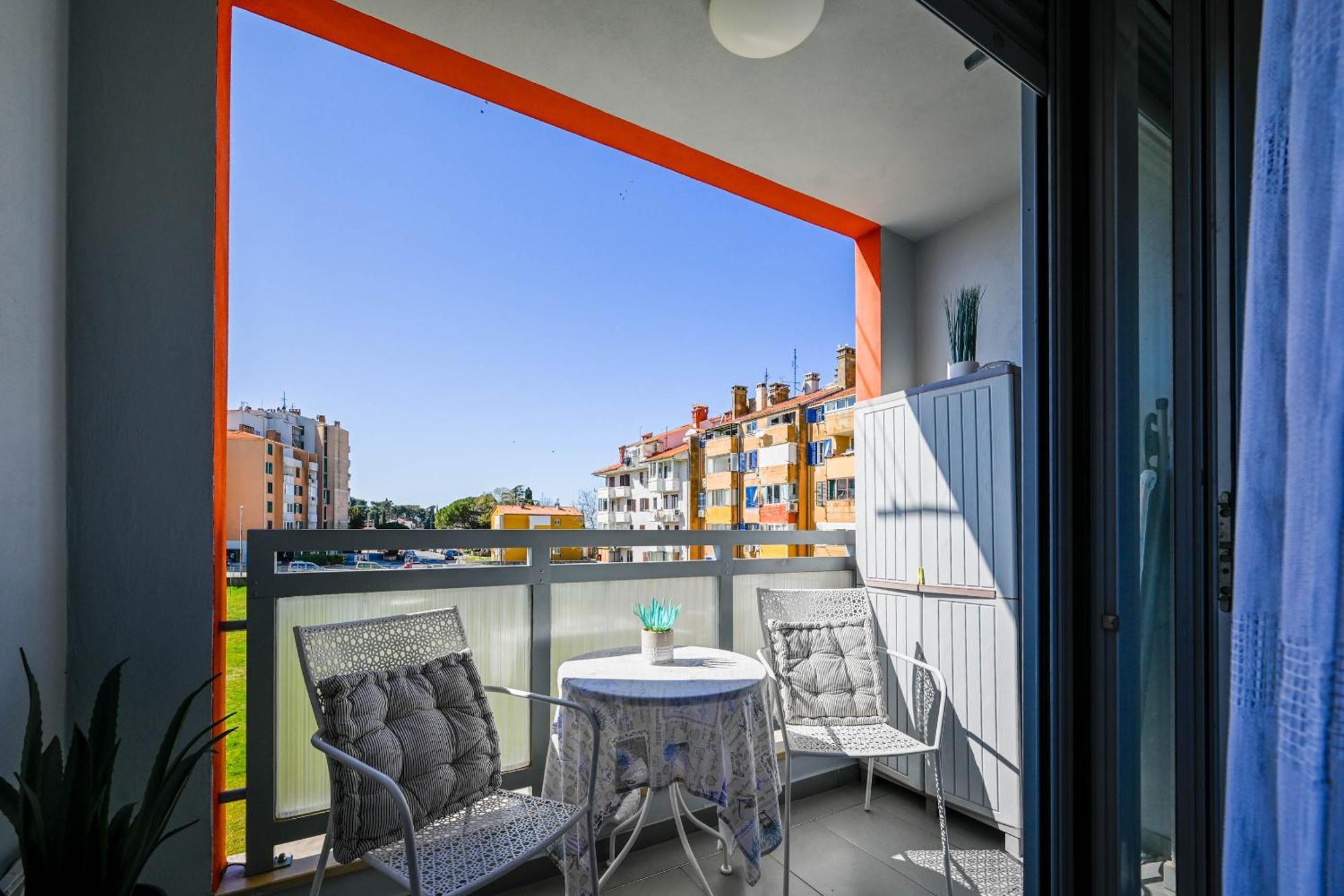 Apartment Emma Ровінь Екстер'єр фото