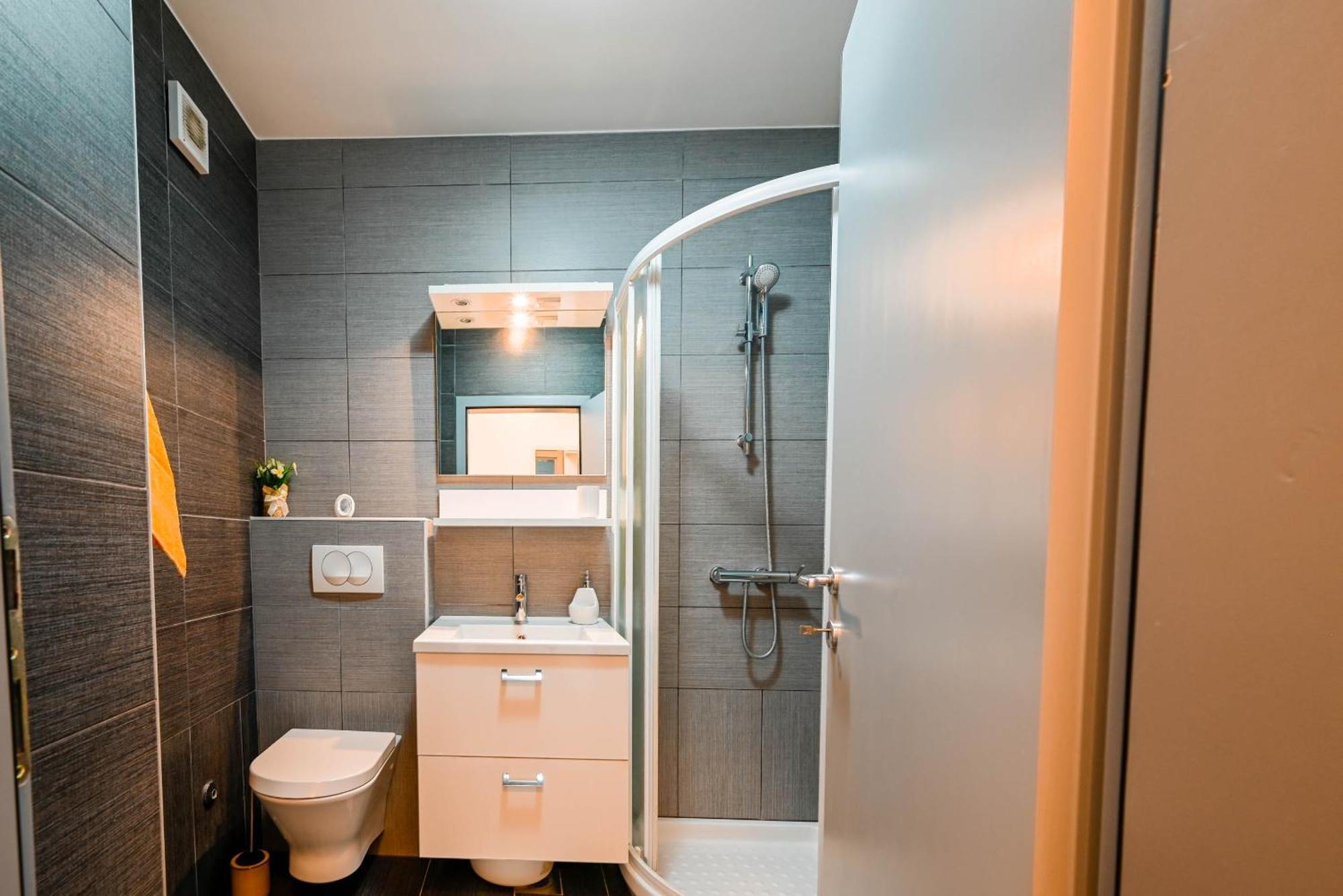 Apartment Emma Ровінь Екстер'єр фото